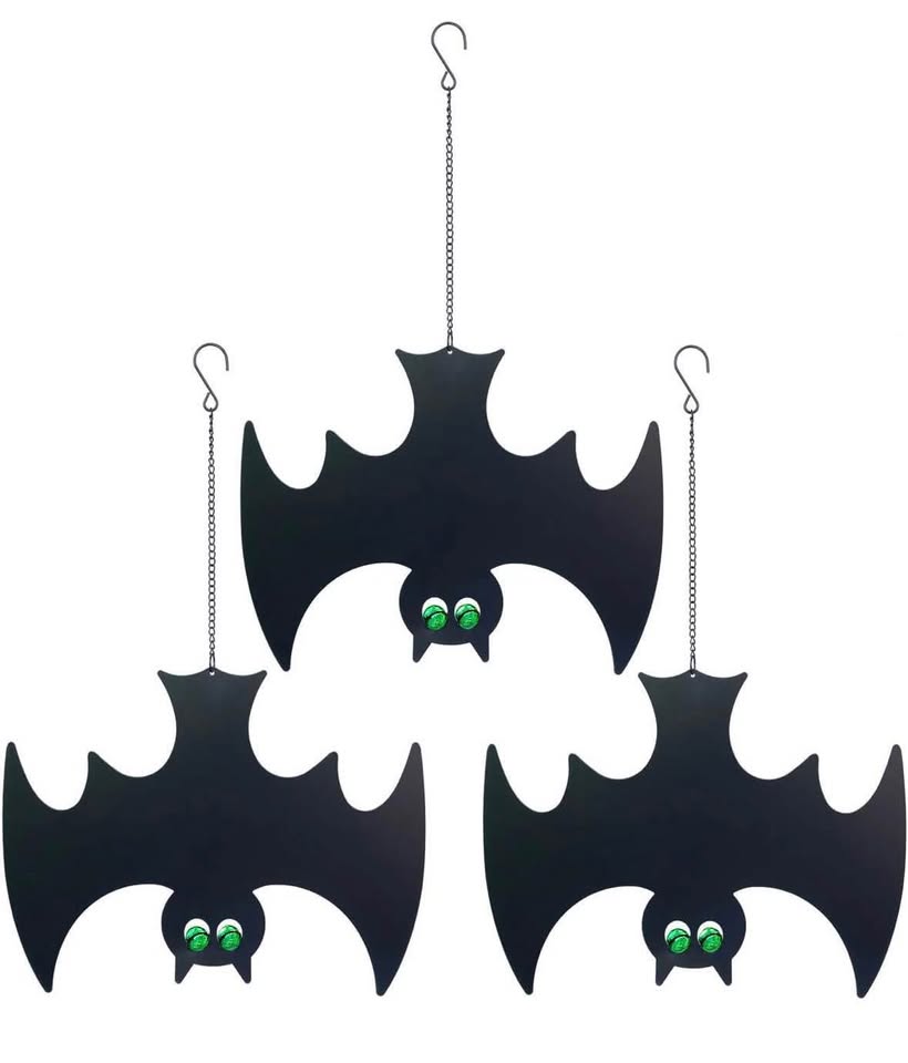 Manortang Hanging Bats Halloween Décor 3pcs with Glowing Eyes