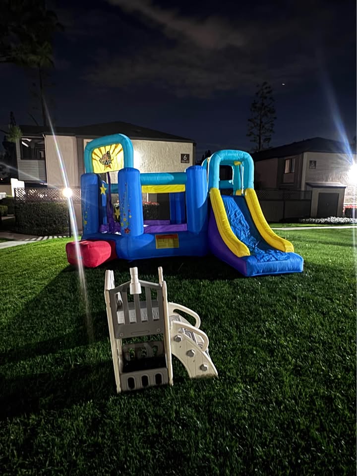 Kids Bounce House with Slide – Party Rental