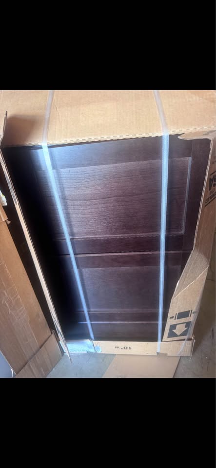 Hampton Bay Shaker 18” 3-Drawer Base Cabinet Java