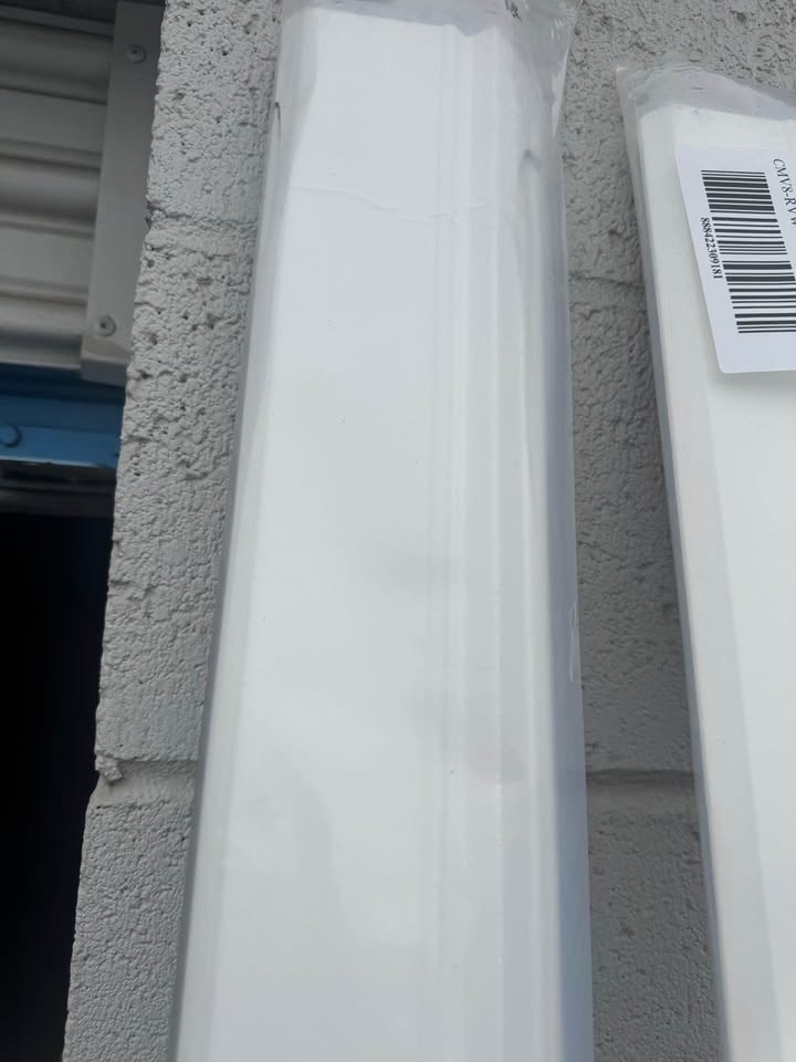 Richmond Verona White Shaker Crown Molding 96” Cabinet Trim