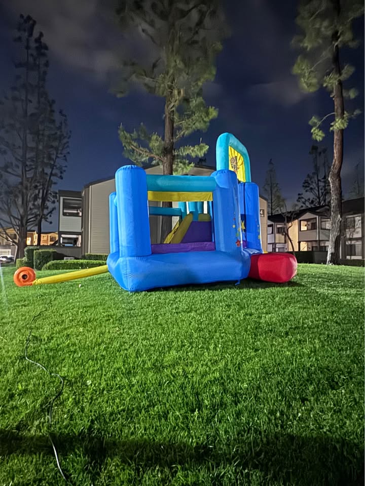 Kids Bounce House with Slide – Party Rental