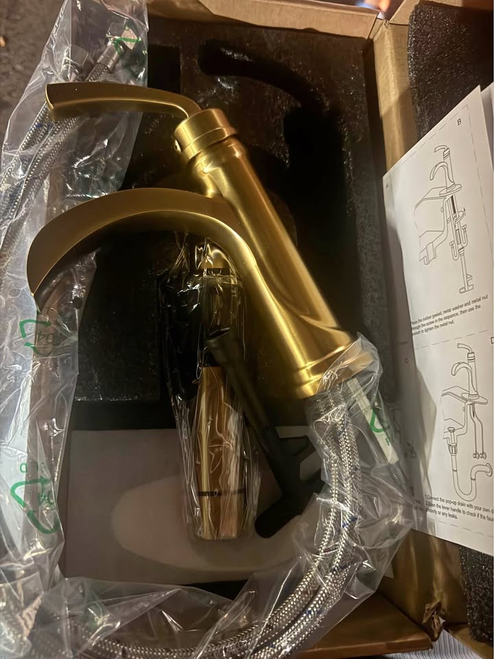 FORIOUS Pro Waterfall Bathroom Faucet Gold w/ Drain & Deckplate