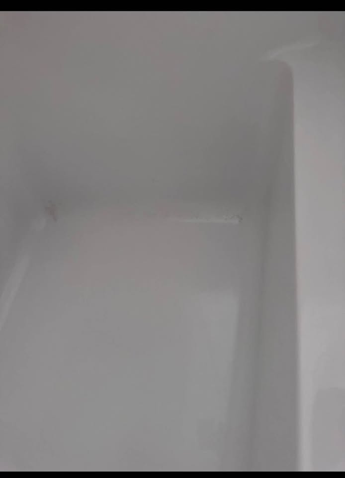 Swiss Madison Claire 60” Right-Hand Drain Acrylic Alcove Bathtub White