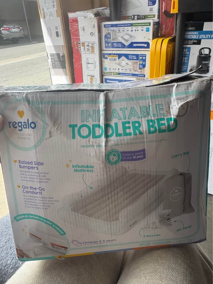 Regalo Inflatable Toddler Travel Bed with Safety Rails, Air Pump & Carry Bag, White