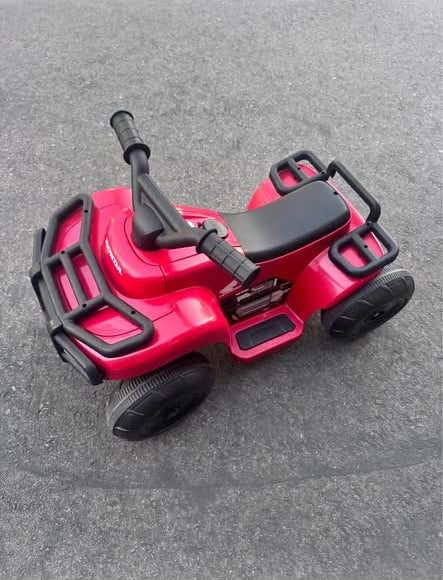 Honda Kids Ride-On ATV Quad Bike Red w/ Charger