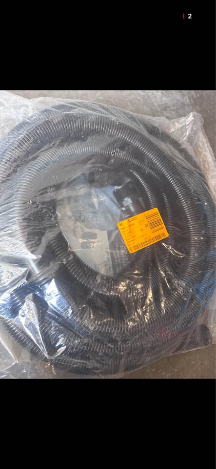 Everbilt 1-1/4 in. x 24 ft. Sump Pump Discharge Hose Kit