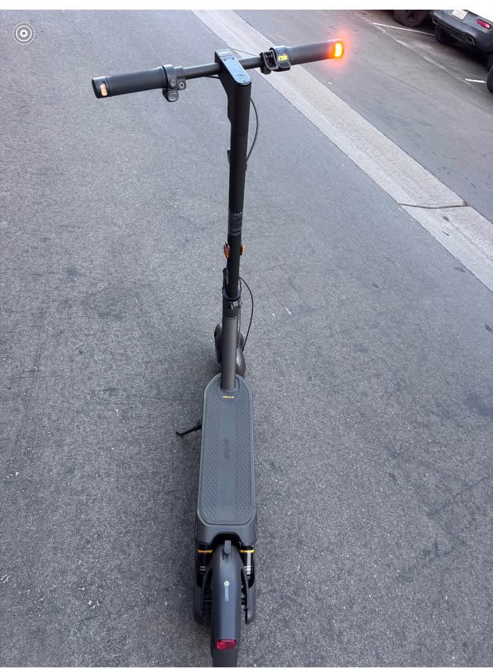 Segway Ninebot Max G2 Scooter - 43 Mile Range