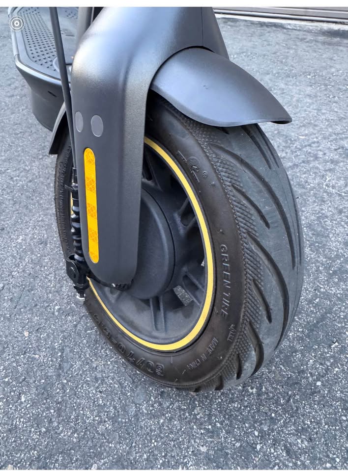 Segway Ninebot Max G2 Scooter - 43 Mile Range