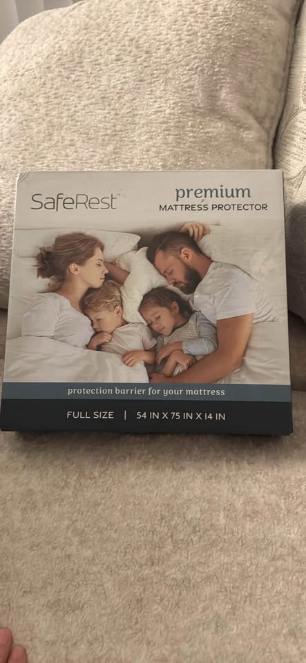 SafeRest Waterproof Full Mattress Protector – Cotton Fitted Cover