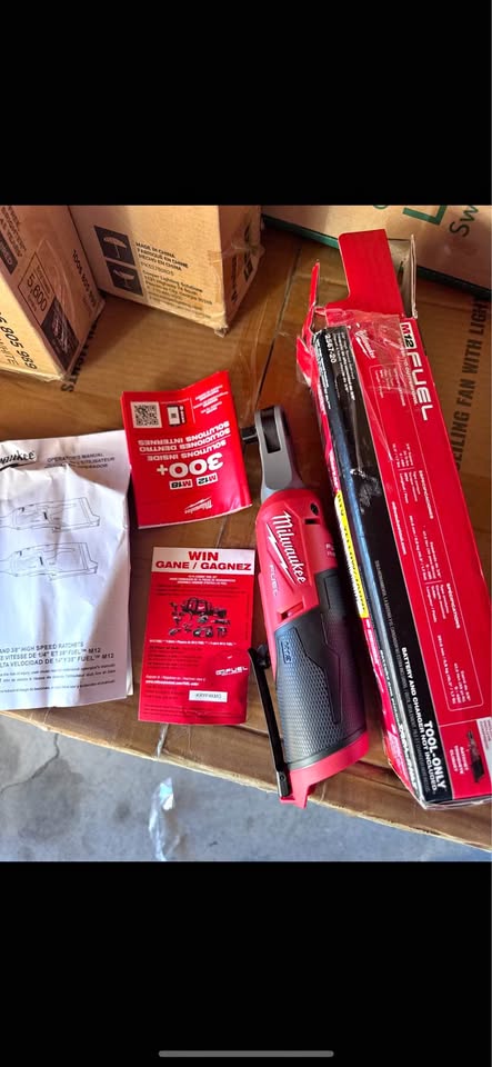 Milwaukee M12 FUEL 3/8” High Speed Cordless Ratchet (Tool Only)
