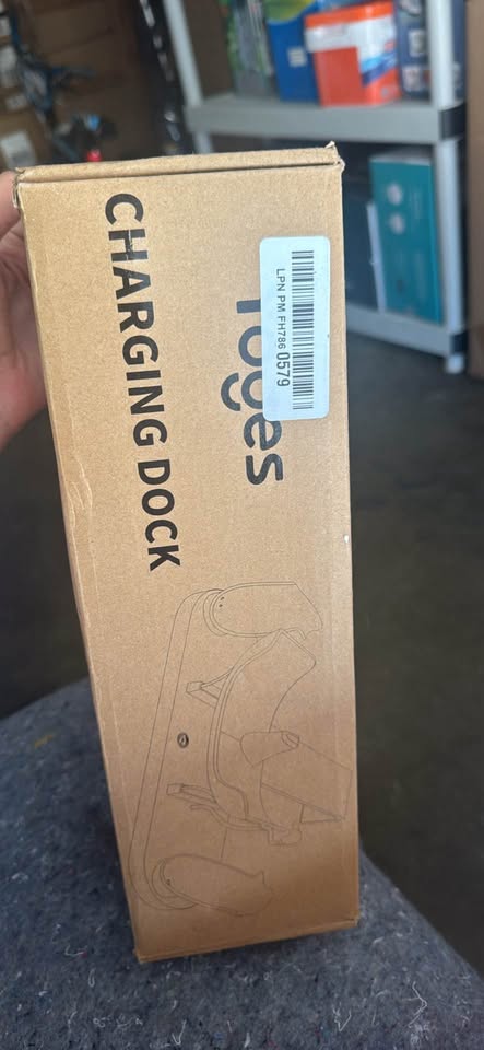 YOGES Charging Dock for Meta Quest 3/3S, 2-in-1 Fast Charging Station with Batteries