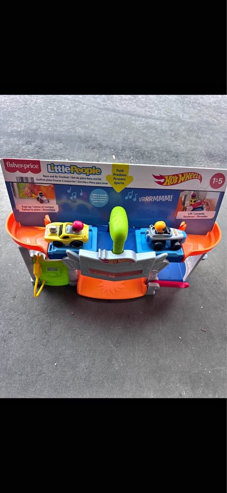 Fisher-Price Little People Hot Wheels Race Track