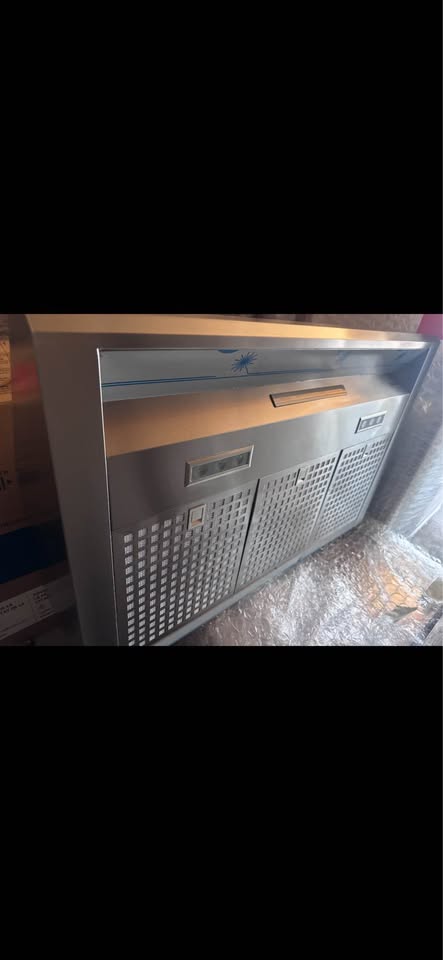 Thermador Masterpiece 36” Stainless Steel Wall Mount Range Hood