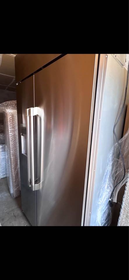 Dacor - 42 in. Wide 24.0 Cu. Ft. Side-by-Side Built-In Refrigerator with Precise Cooling and Externa