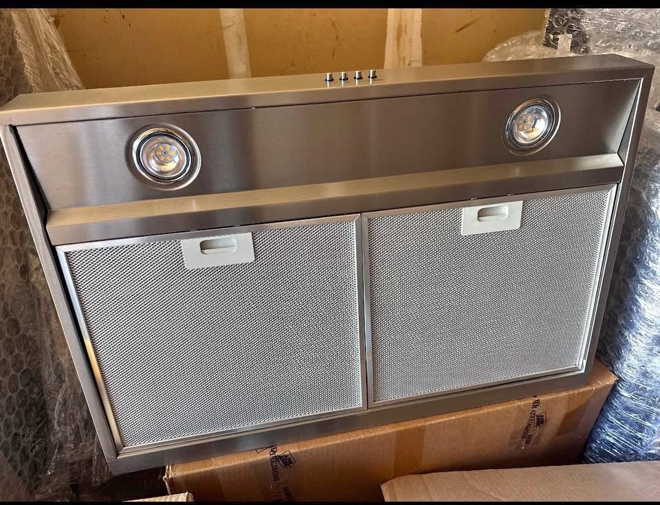 Whirlpool 30-Inch Convertible Under-Cabinet Range Hood – Stainless Steel