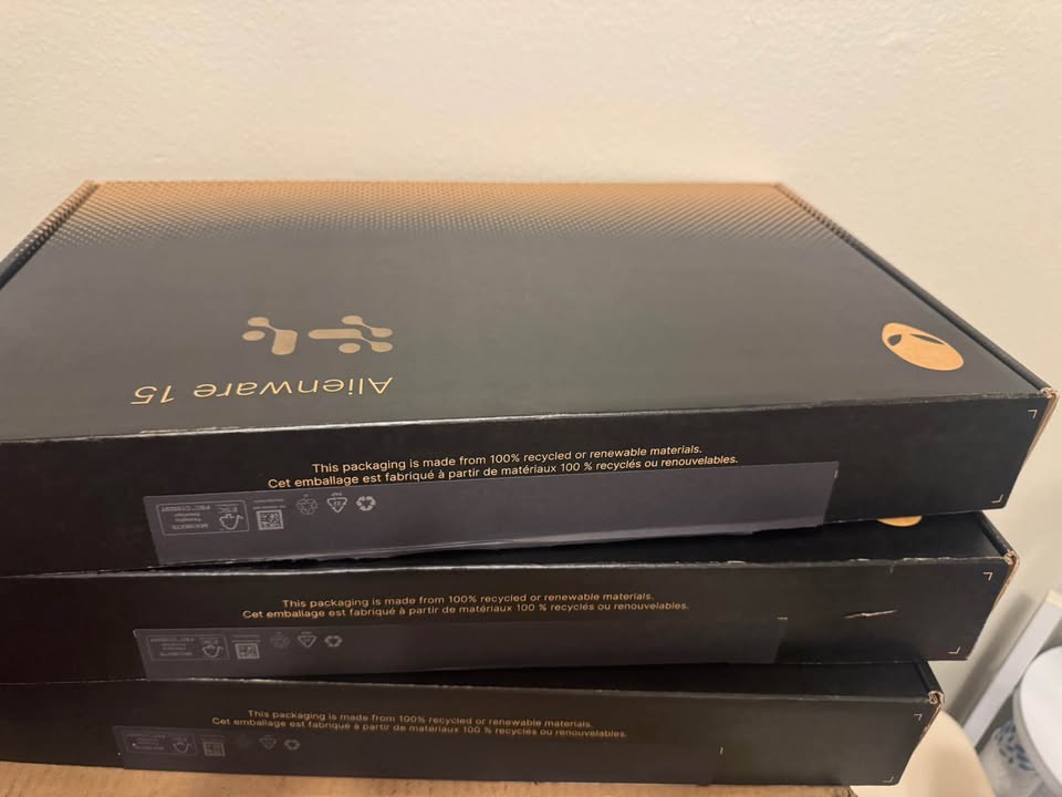 Alienware 15 Gaming Laptop | Ryzen 5 220 | RTX 4050 | 16GB RAM | 512GB SSD | Brand New