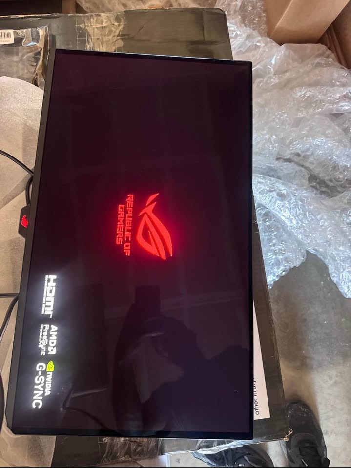 ASUS ROG Strix 27” 2K OLED 500Hz Gaming Monitor G-SYNC/FreeSync HDR Black