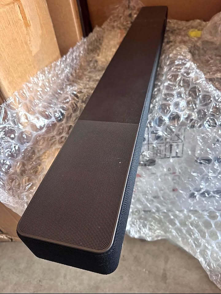 Klipsch Flexus CORE 200 3.1.2 Soundbar + Flexus SUB 100 Wireless Subwoofer