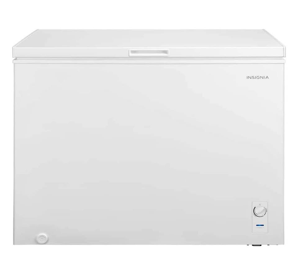 Insignia™ - 10.4 Cu. Ft. Garage-Ready Chest Freezer - White
