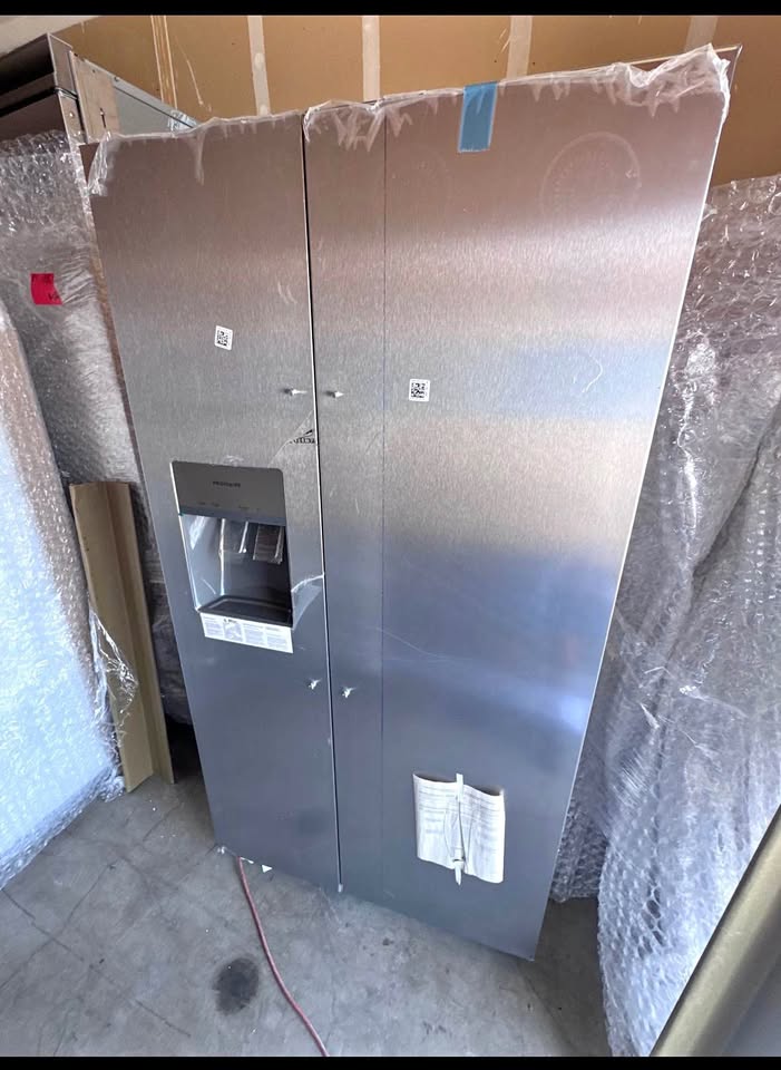 Frigidaire 22.3 Cu. Ft. Side-by-Side Refrigerator – Stainless Steel