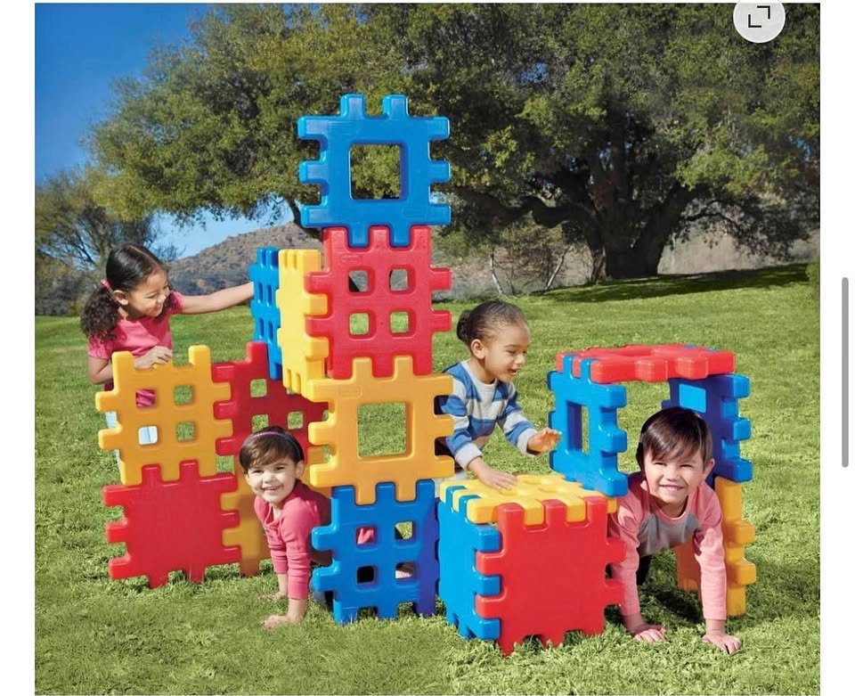 Little Tikes Big Waffle 18-Piece Construction Building Block Set