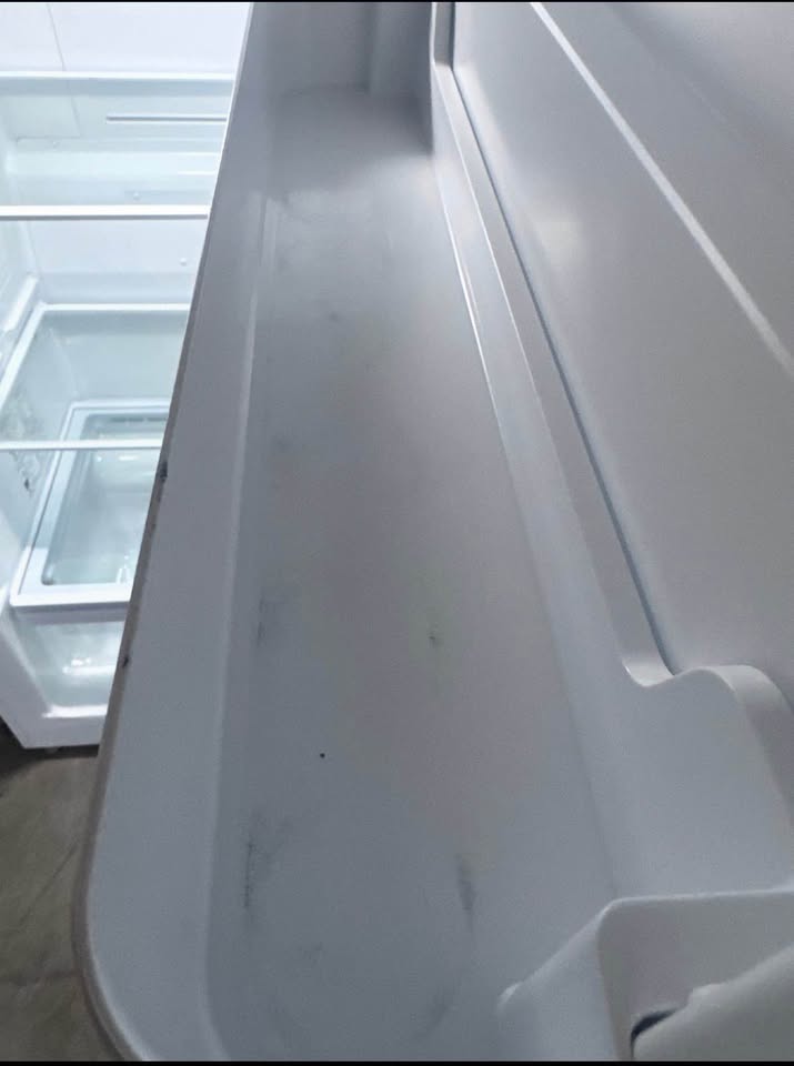 Insignia 13.8 Cu. Ft. Convertible Upright Freezer – White