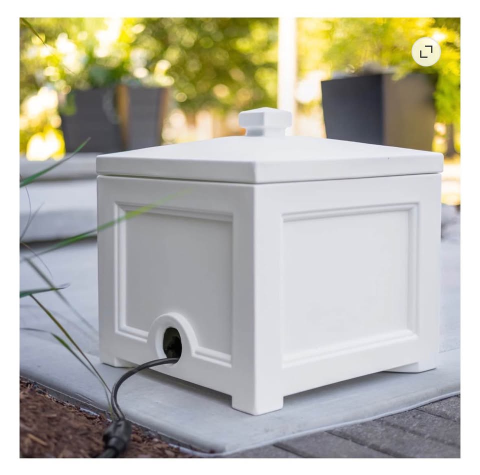 Mayne Fairfield White 100ft Hideaway Garden Hose Bin