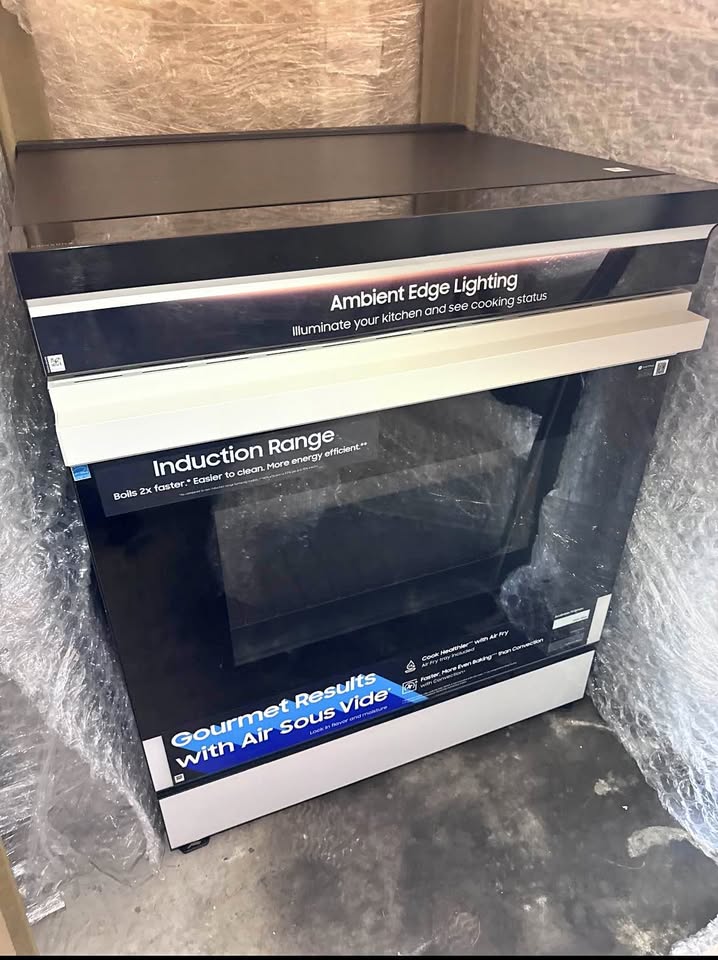 Samsung Bespoke 6.3 cu. ft. Slide-In Induction Range – Air Fry & Wi-Fi