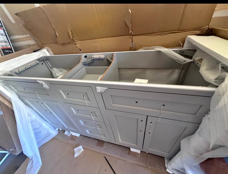 Carnegy Avenue Vega 60” Gray Bathroom Vanity(without top)