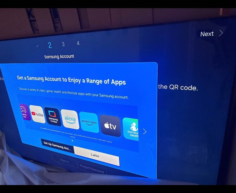 Samsung 98” Crystal UHD Smart TV UN98DU9000FXZA