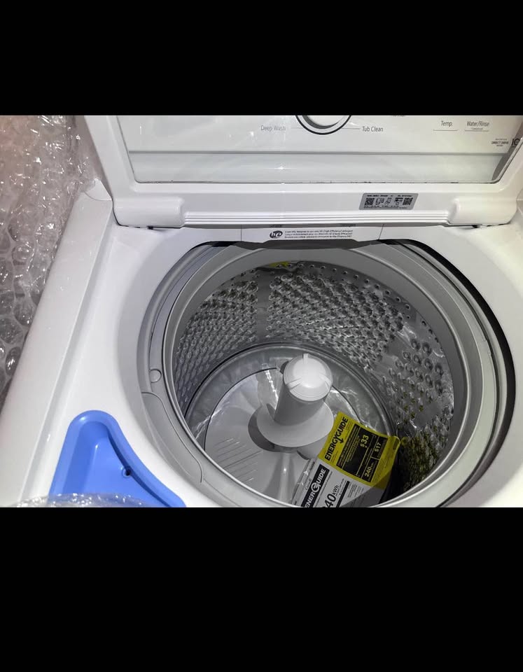 LG 4.1 Cu. Ft. Top Load Washer WT6105CW - White