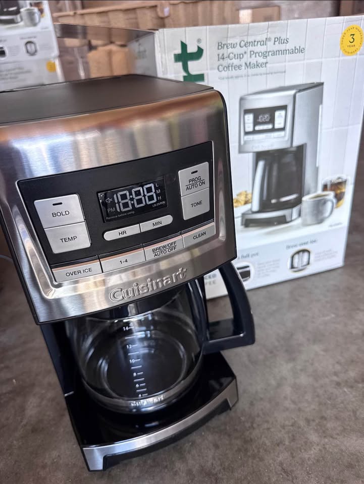 Cuisinart 14-Cup Coffee Maker