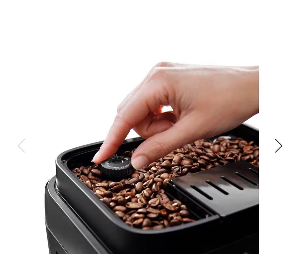 De’Longhi Magnifica Evo Espresso Machine
