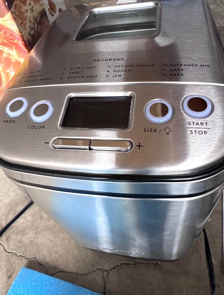 Cuisinart Compact Automatic Bread Maker – Stainless Steel