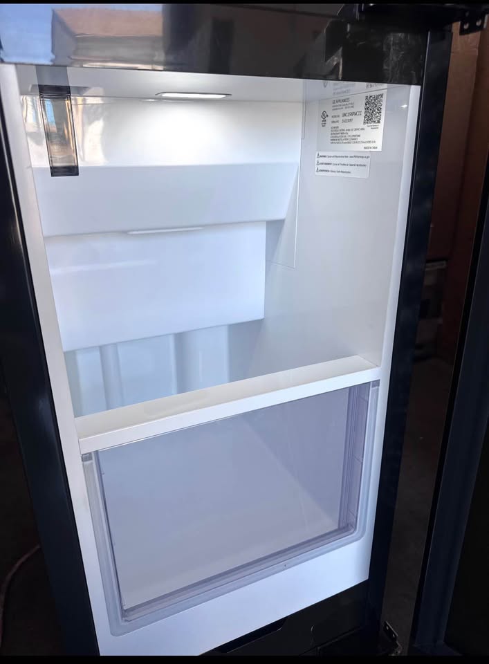 GE Profile 15” Nugget Ice Maker – Panel Ready