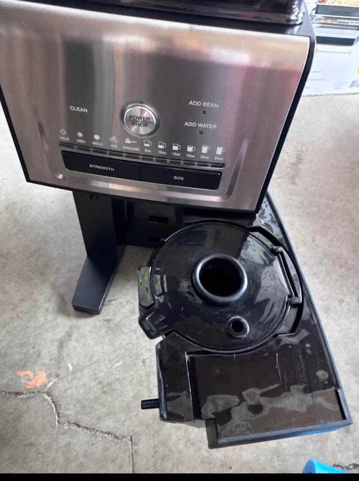 Cuisinart Grind & Brew Coffee Maker