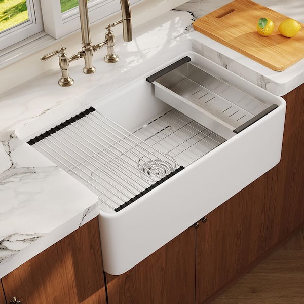 Eridanus 33" White Ceramic Farmhouse Kitchen Sink