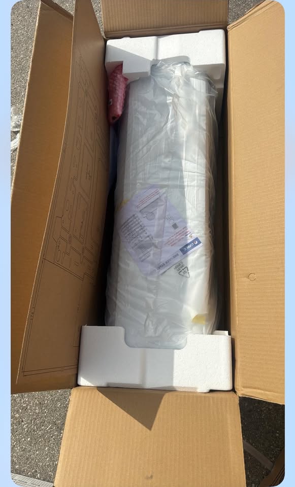 GREE LIVO 12,000 BTU Smart Mini Split Heat Pump 19 SEER2