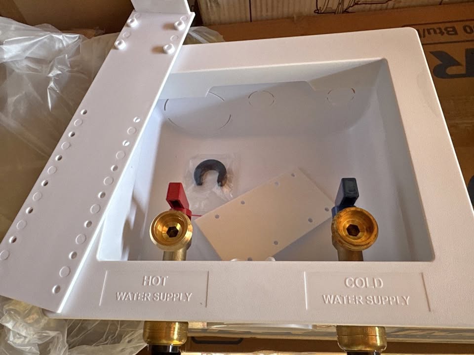 Tectite 1/2 in. Brass Push-to-Connect Washing Machine Outlet Box
