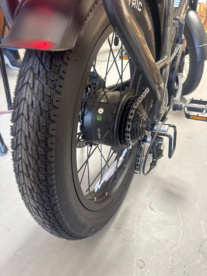Lectric XP4 750 Step-Thru Foldable Long-Range eBike