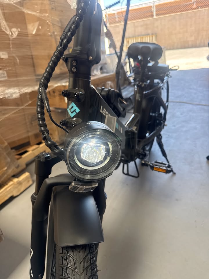 Lectric XP4 750 Step-Thru Foldable Long-Range eBike