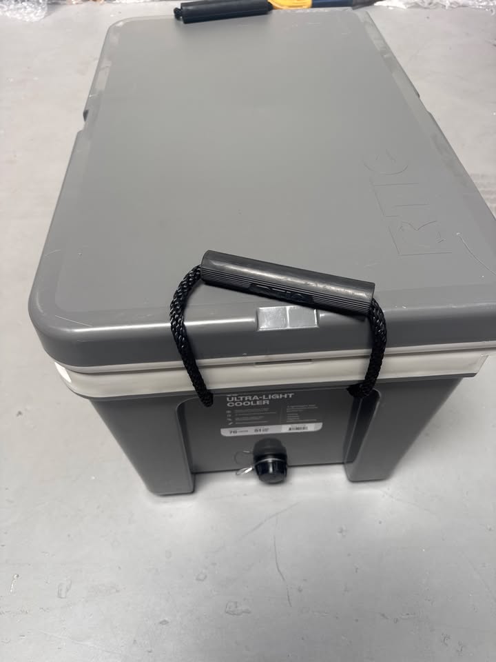 RTIC 52 QT Ultra-Light Cooler Ice Chest – Dark Grey & Cool Grey, 76 Cans